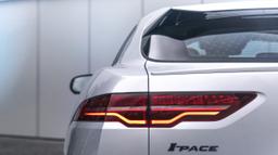 jaguar-i-pace-rear-light-21