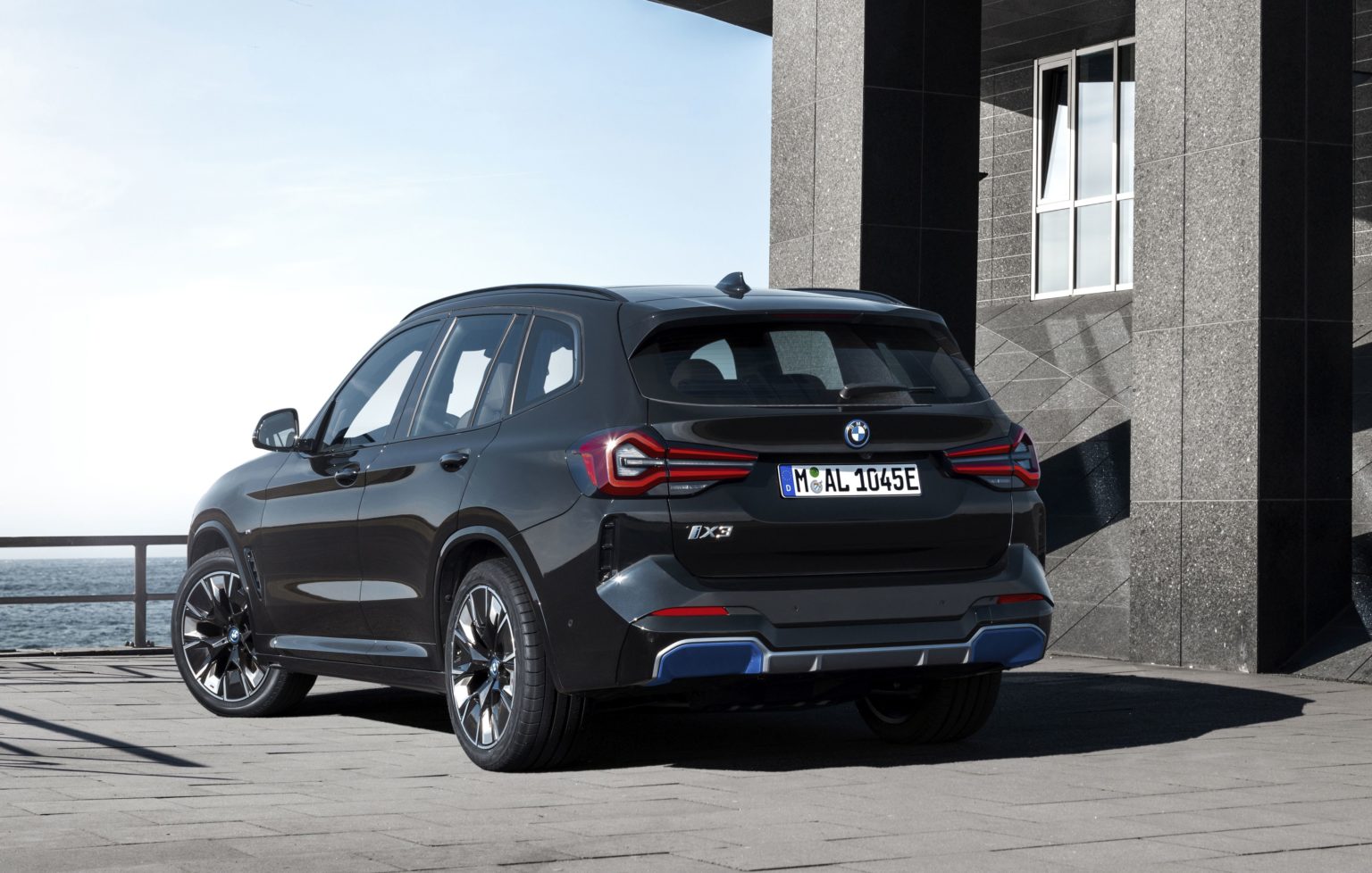 2022 BMW iX3