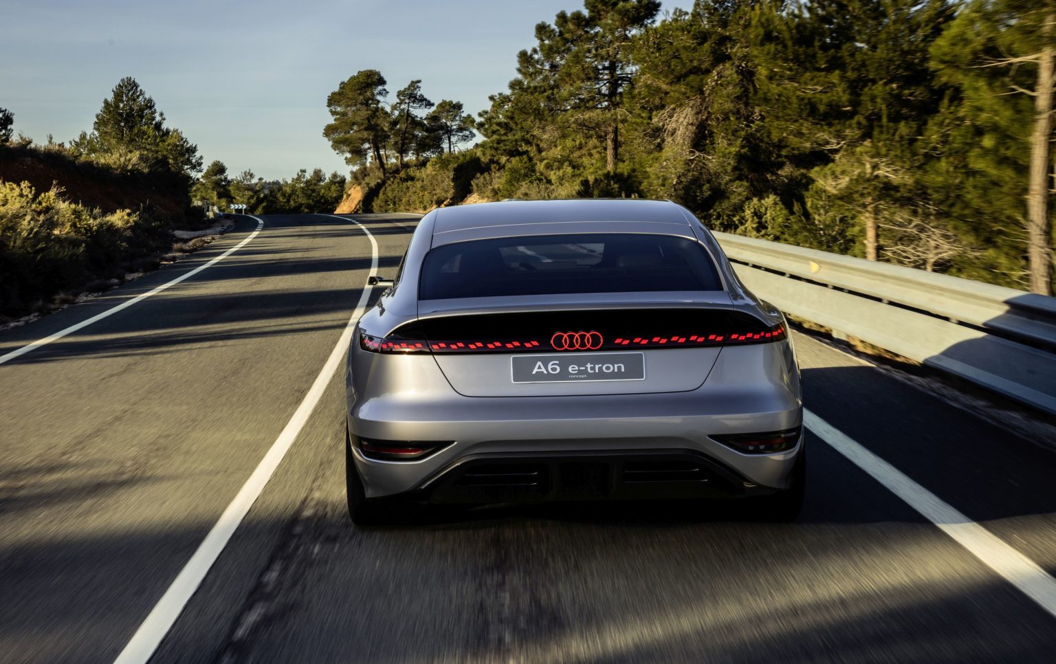 Audi A6 e-tron Concept