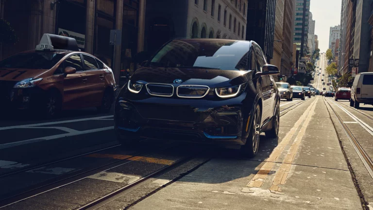 🔋BMW i3 120 Ah Features, Price, and Comparisons - Licarco