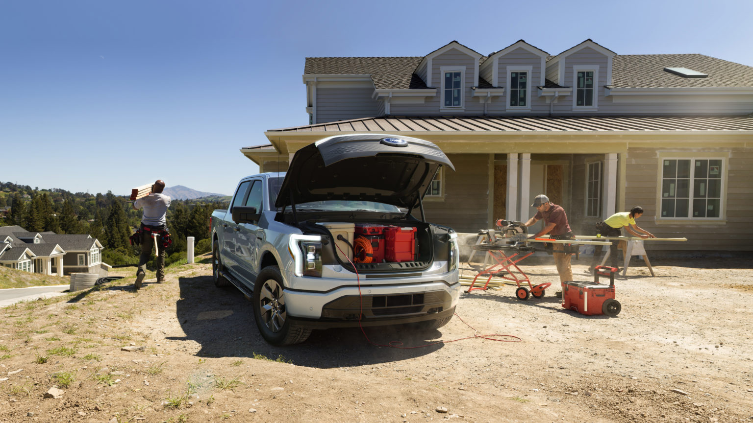 Ford F-150 Lightning Extended Range