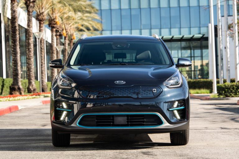 🔋Kia e-Niro 64 kWh Özellikler, Fiyat ve Karşılaştırmalar - Dolubatarya