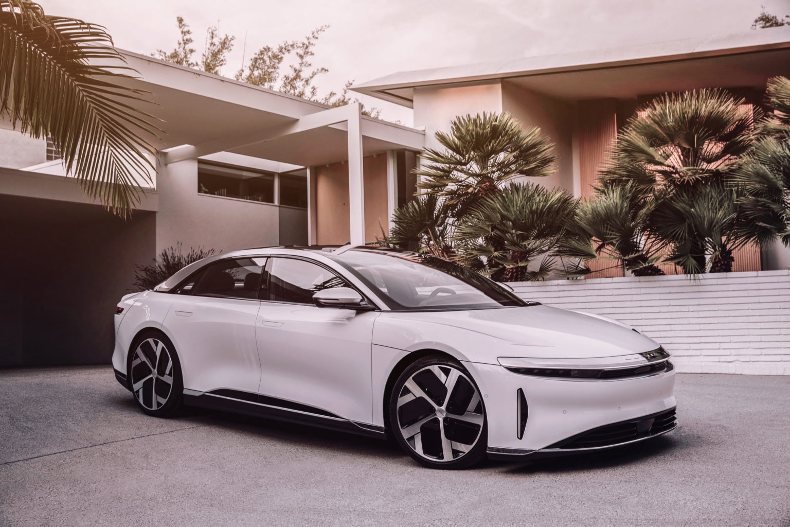 Lucid Air Touring