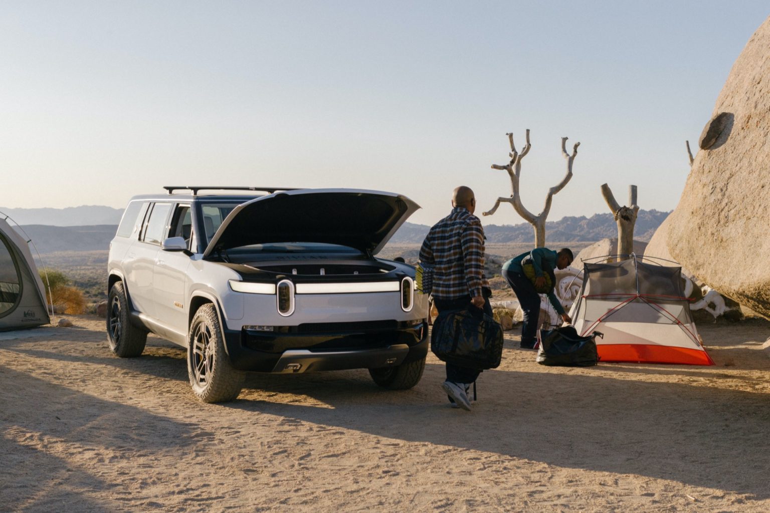 Rivian R1S