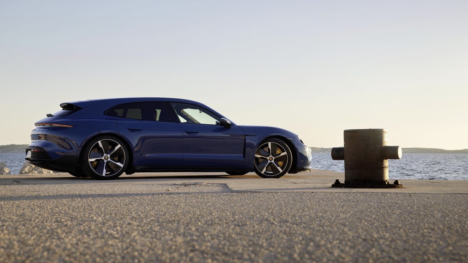 Porsche Taycan Turbo S Sport Turismo