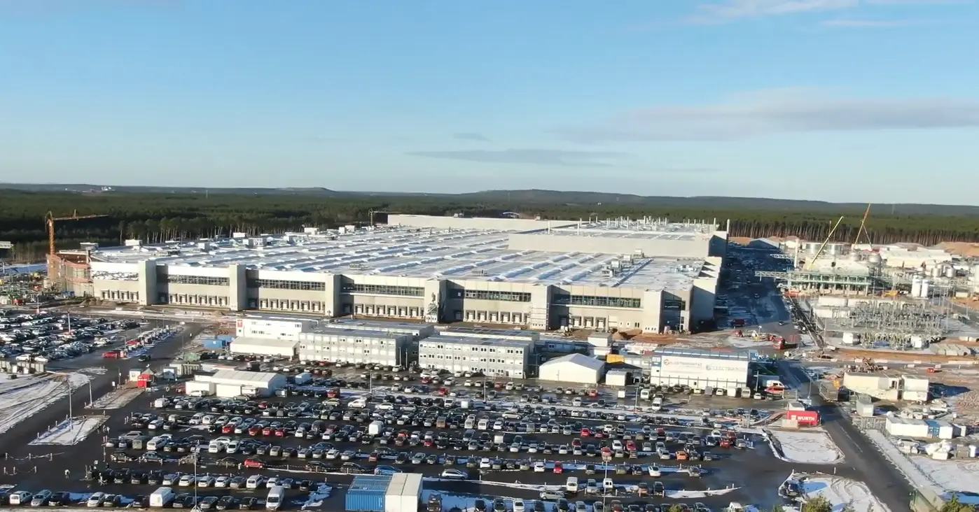 Tesla Giga Berlin Fabrikası için Son Resmi Onay Yolda