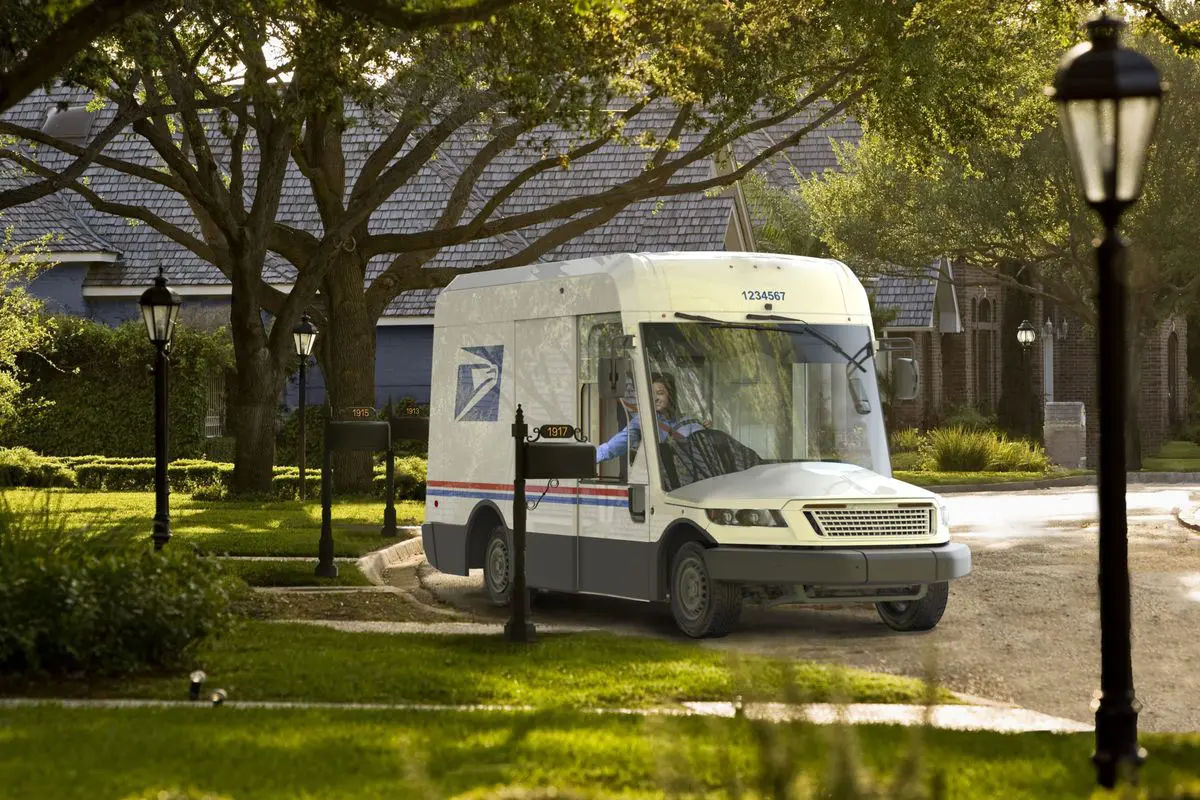 USPS plan to electrify its fleet with initial 5000 EVs