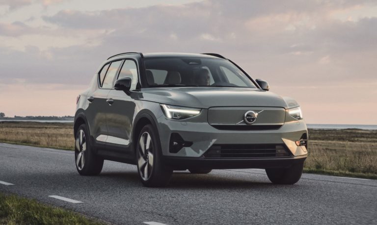 2022 Volvo XC40 Recharge P6