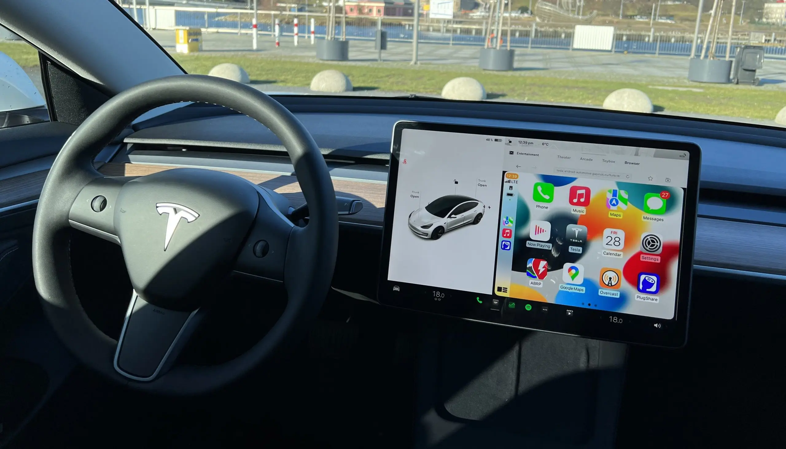 Tesla Araçlara Apple CarPlay Yüklenebiliyor