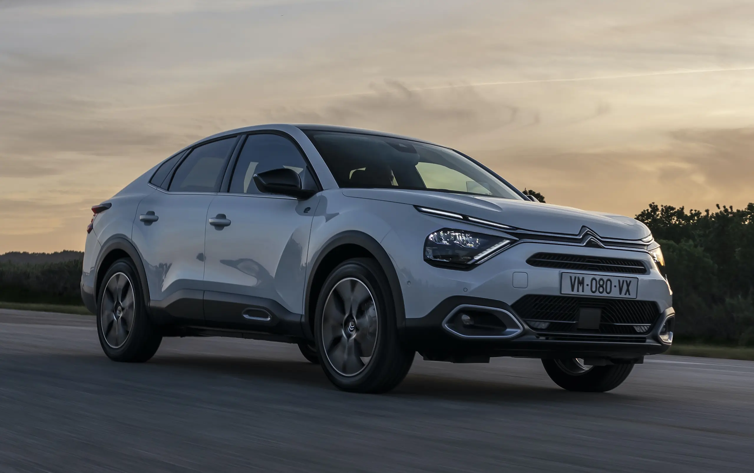 Citroen C4 X Elektrikli Versiyonuyla Türkiye’de Satışa Çıktı | C4 X Fiyat Listesi