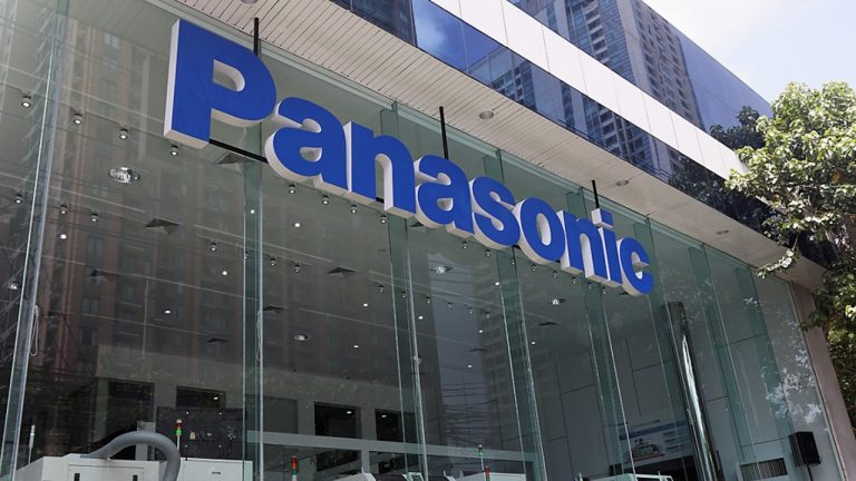 A $4-billion EV battery plant by Panasonic will be built in Kansas