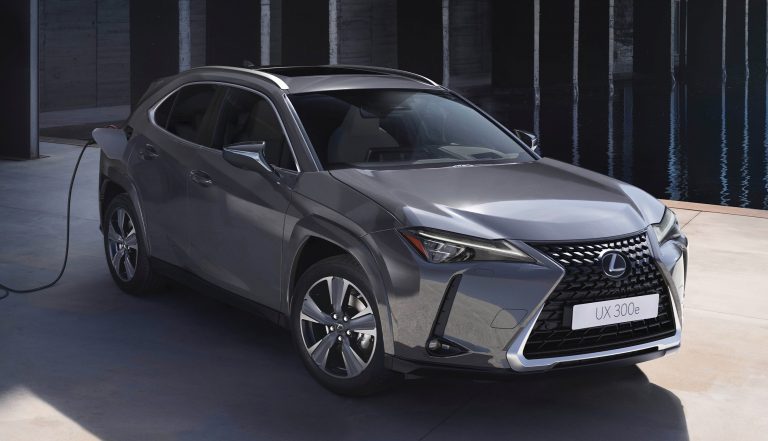 🔋2023 Lexus UX 300e Özellikler, Fiyat ve Karşılaştırmalar - Dolubatarya