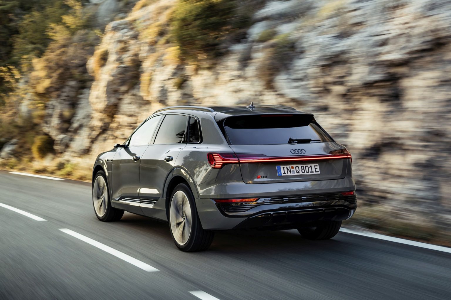 Audi Q8 e-tron 50 quattro