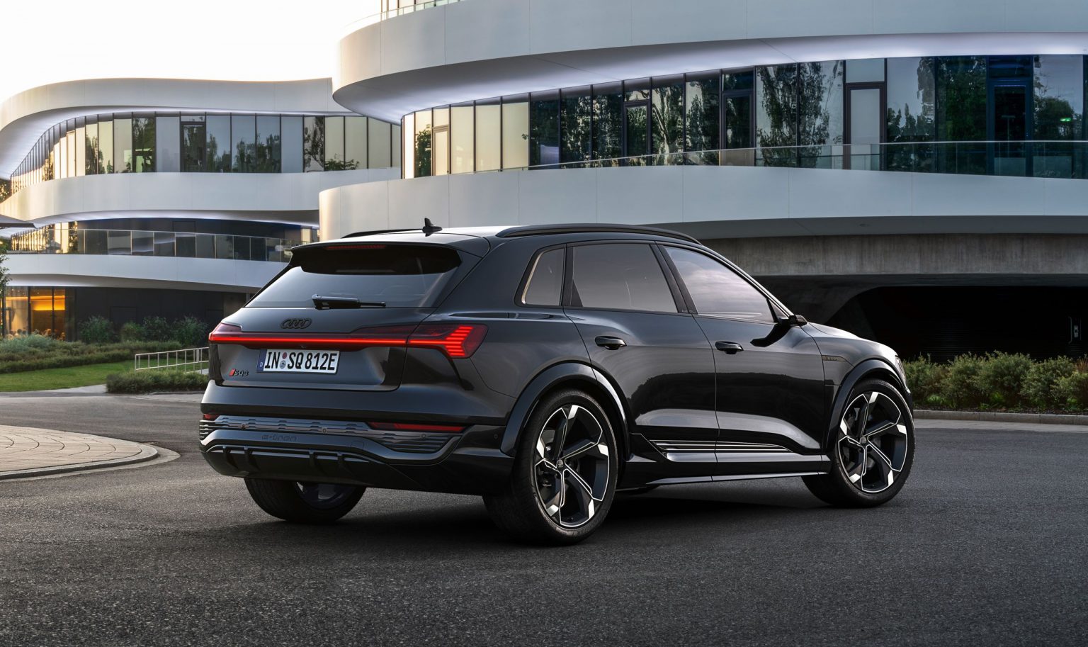 Audi SQ8 e-tron