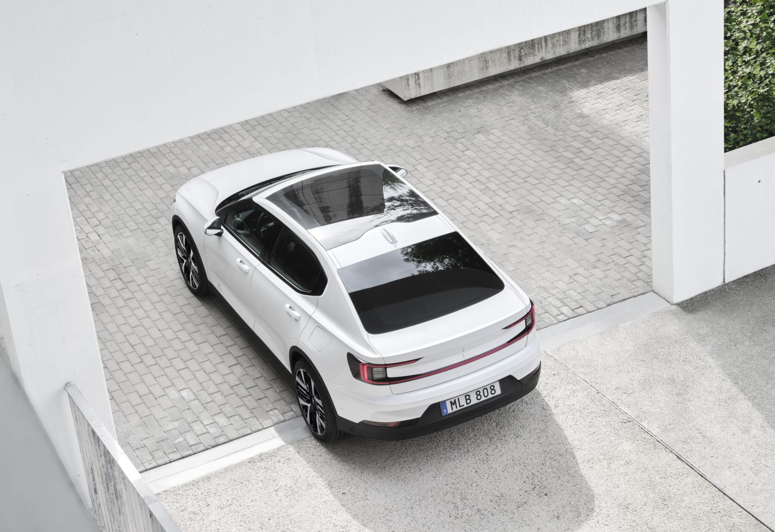 2024 Polestar 2