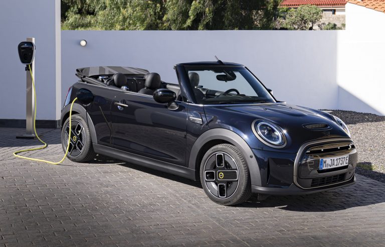 2023 Mini Cooper SE Convertible