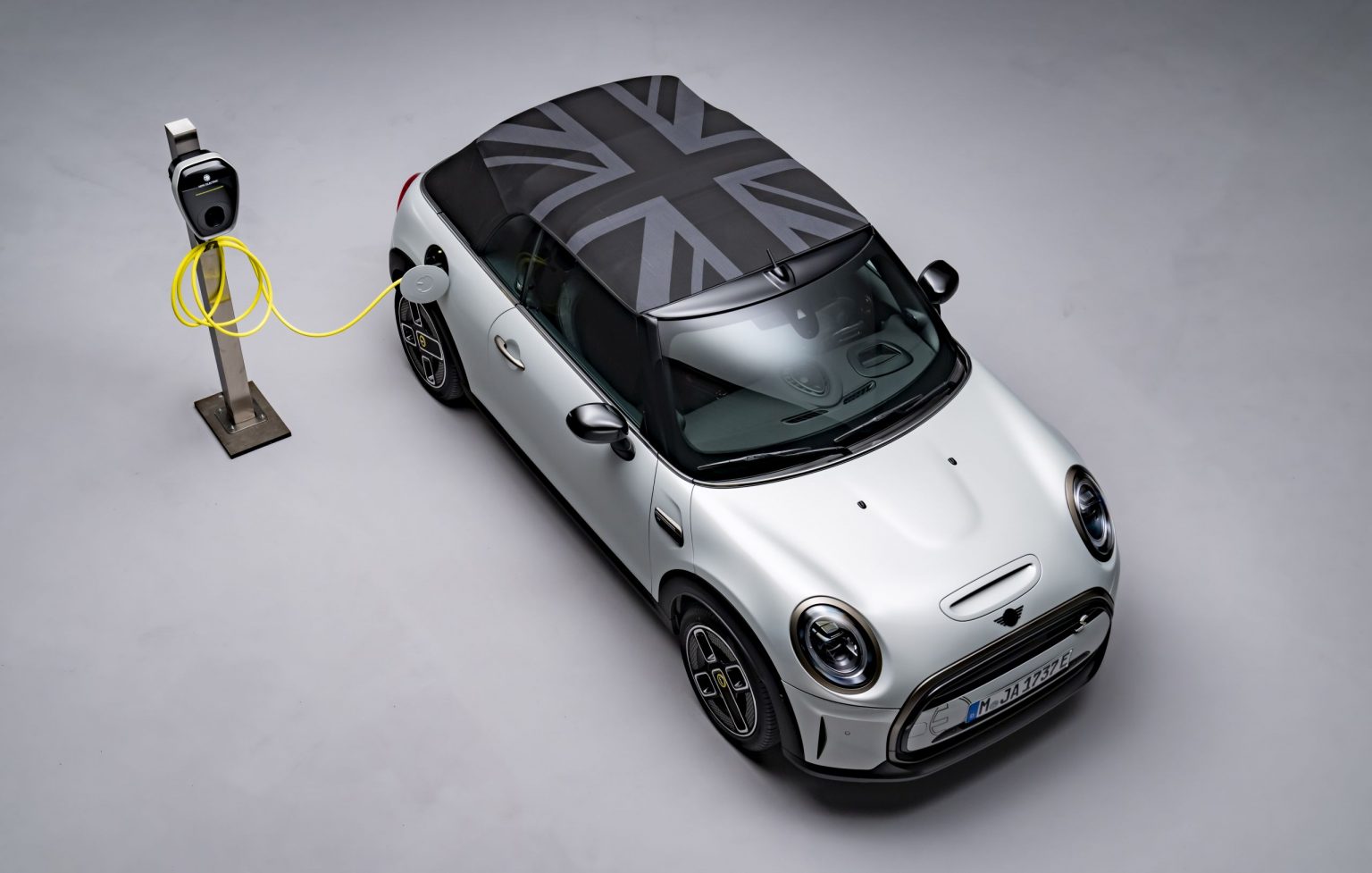 2023 Mini Cooper SE Convertible