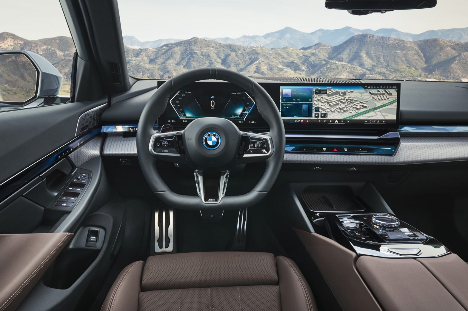 2024 BMW i5 | 475 Kilometer-295 Mile Range