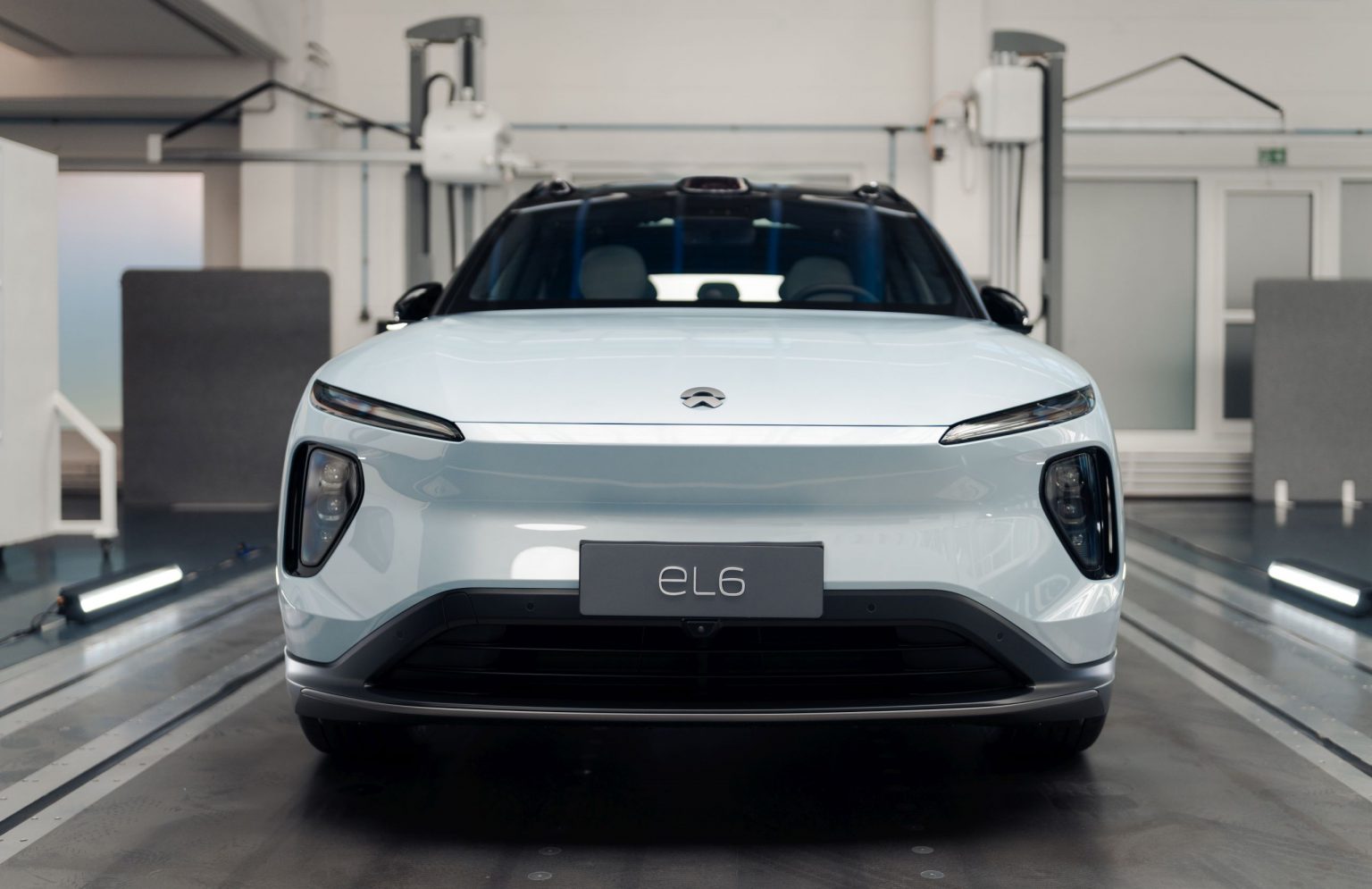 2023 NIO EL6