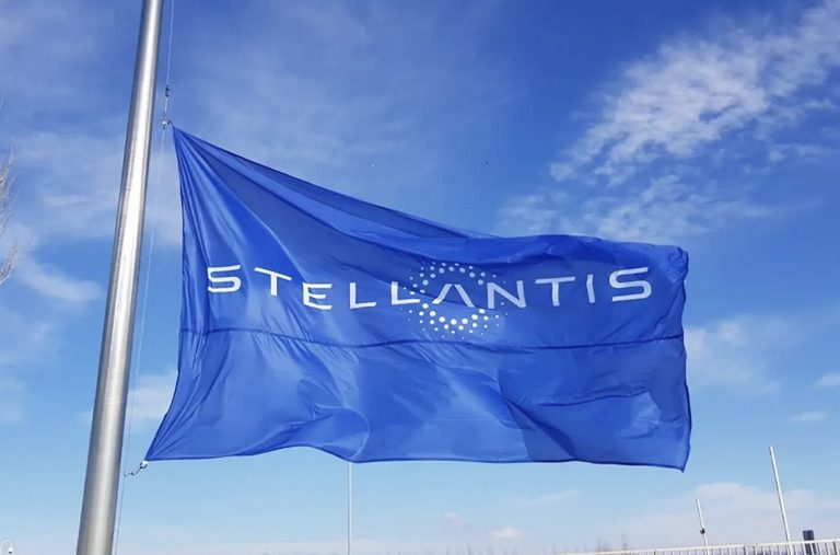 Stellantis To Develop High-End Premium Electric SUV for 2025