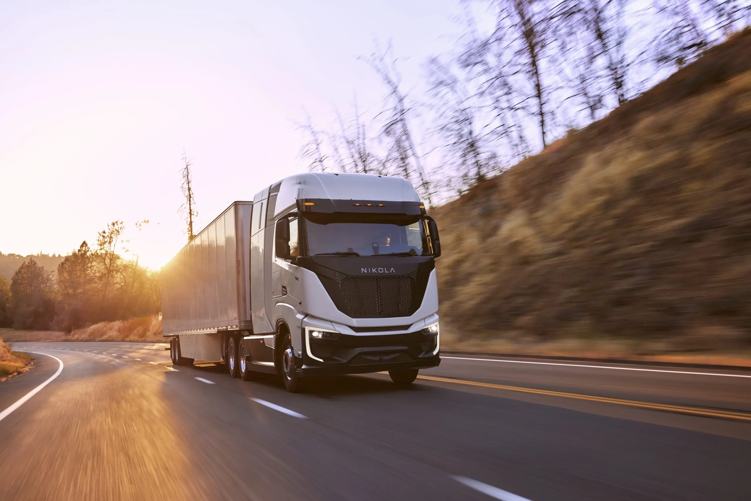 Nikola, hidrojen yakıtlı kamyonların teslimatına başlayacak!