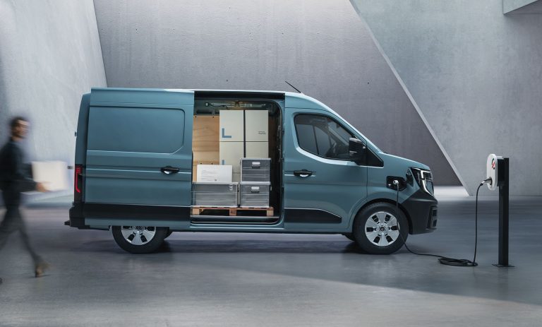 Renault E-Master with 460 KM Range Goes on Sale Soon!