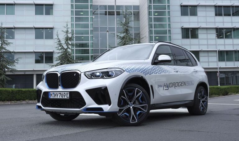 Hydrogen BMW IX5 Test Fleet Officially on Roads!