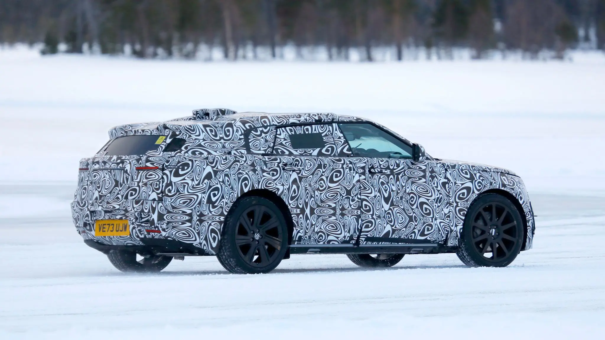 First Images of the Electric Range Rover Velar!