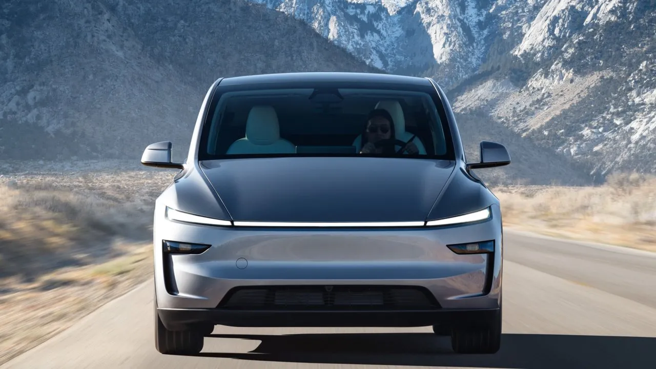 Tesla Model Y Juniper Standard Range