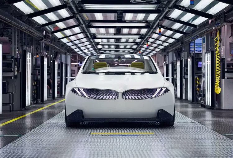 BMW, yeni elektrikli otomobillerinde kullanacağı batarya ve motorları tanıttı!