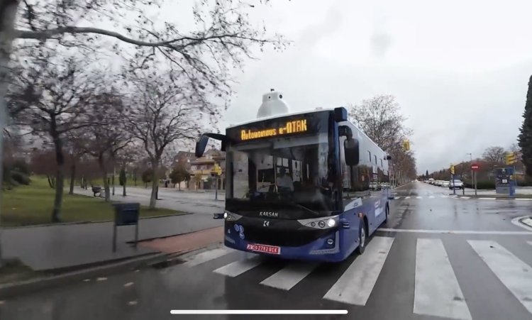 Yerli SÜRÜCÜSÜZ otobüs İspanya'da hizmet vermeye başladı!