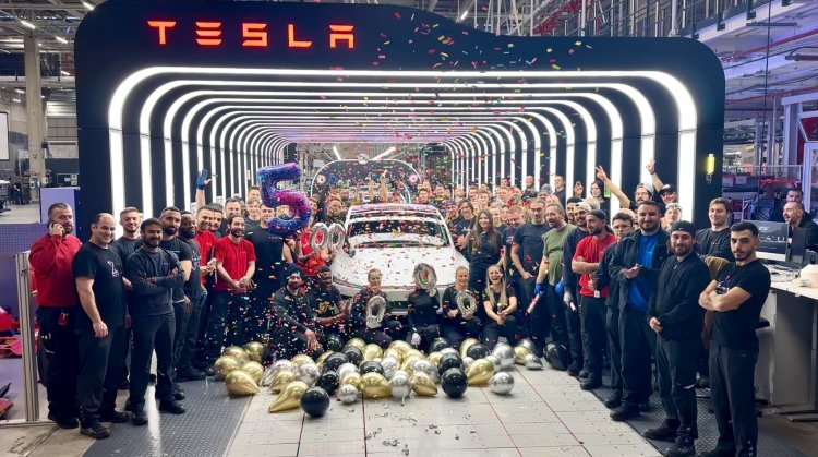 Tesla, Almanya fabrikası üç yılda 500.000 elektrikli araç ürettiğini açıkladı!