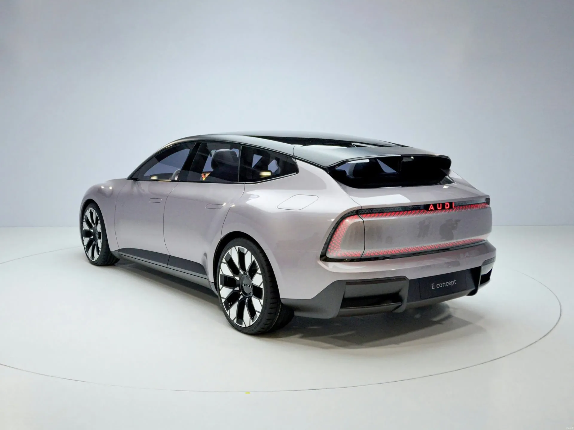 Audi to launch new electric vehicle with a 700 km range!