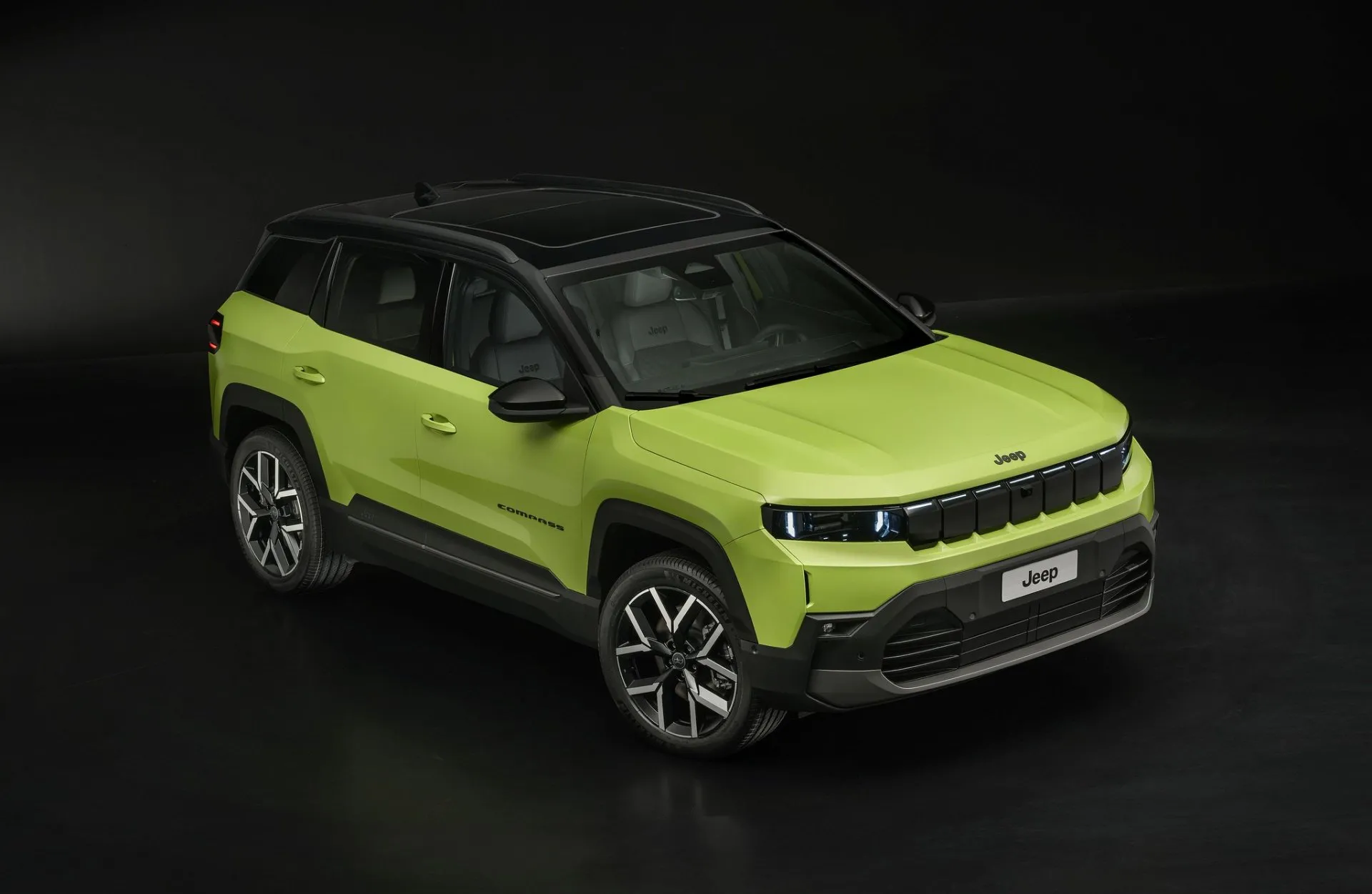 375 beygir gücünde 650 km menzilli yeni Jeep Compass tanıtıldı!