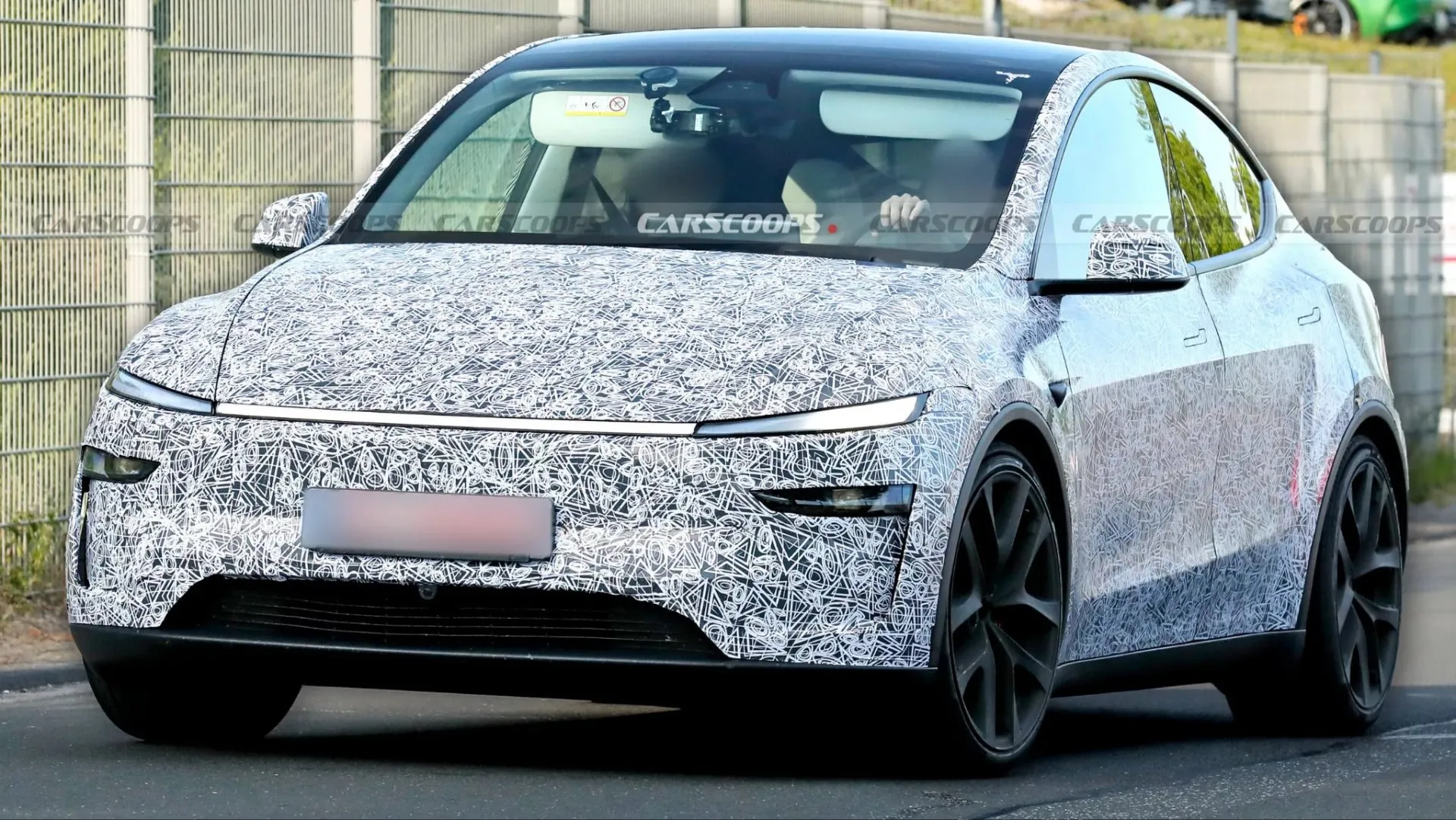 600 beygir güce ulaşacak Tesla Model Y Performance ilk kez görüntülendi!