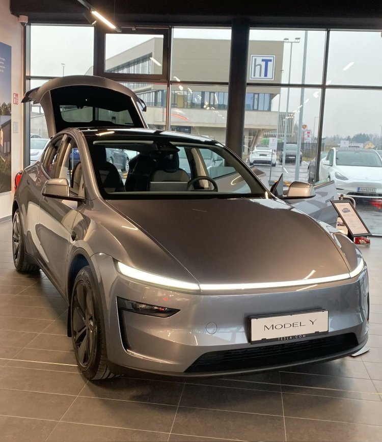 622 km menzile sahip yeni Tesla Model Y Türkiye'de satışa çıkıyor!