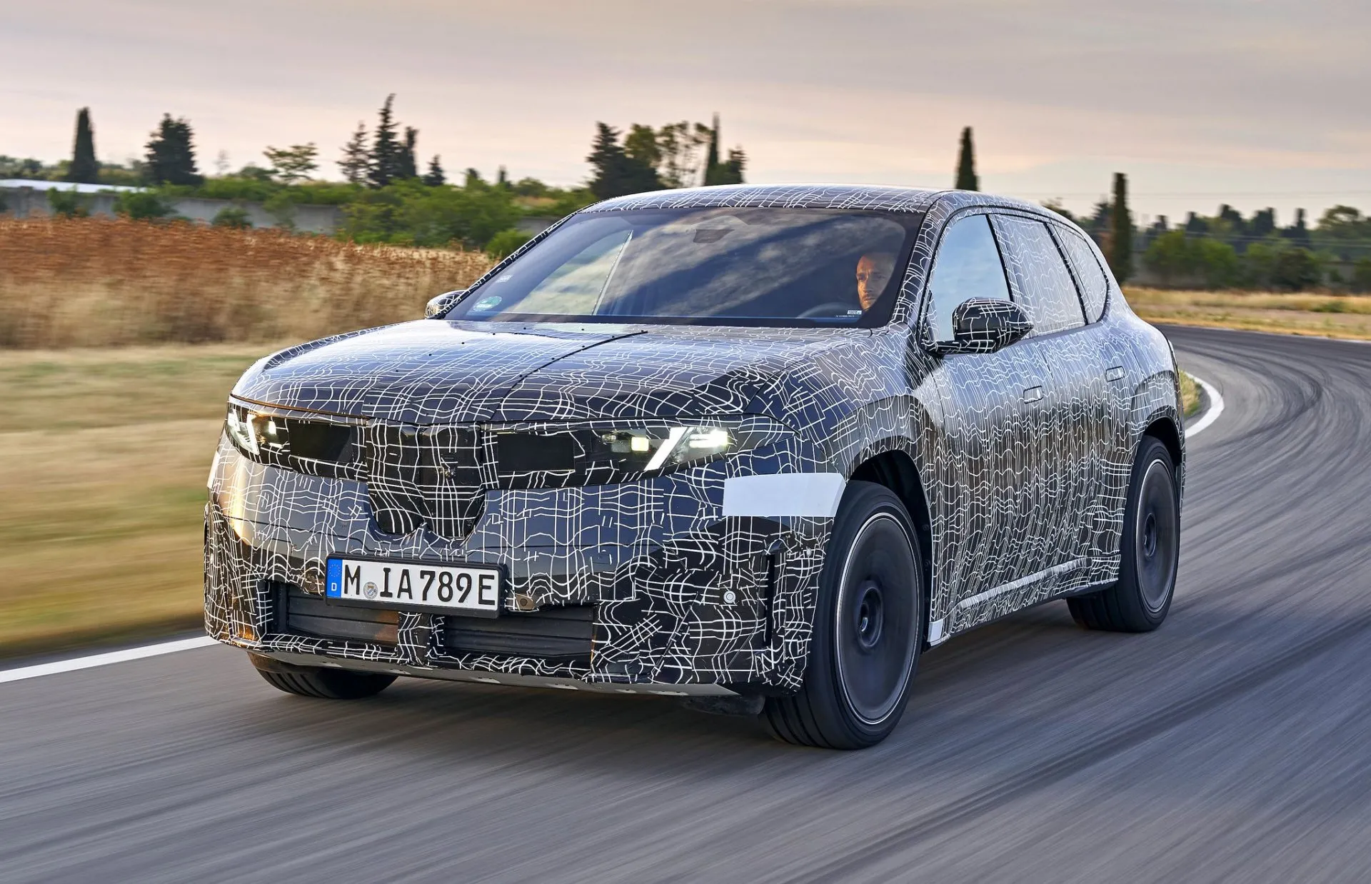 800 km menzile ulaşan BMW iX3'ten yeni detaylar!