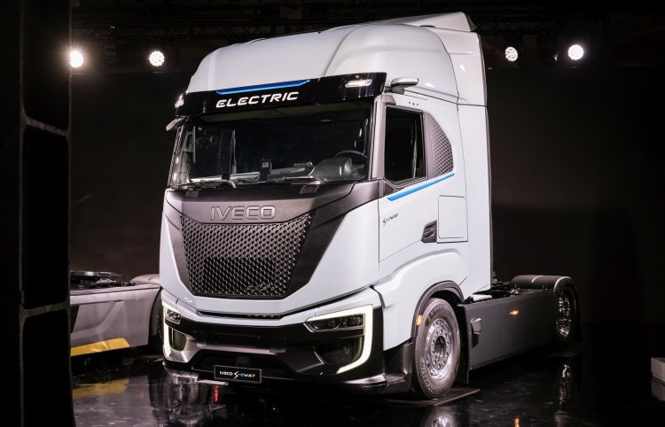 Iveco'dan 1,2 milyon km batarya garantili tır!
