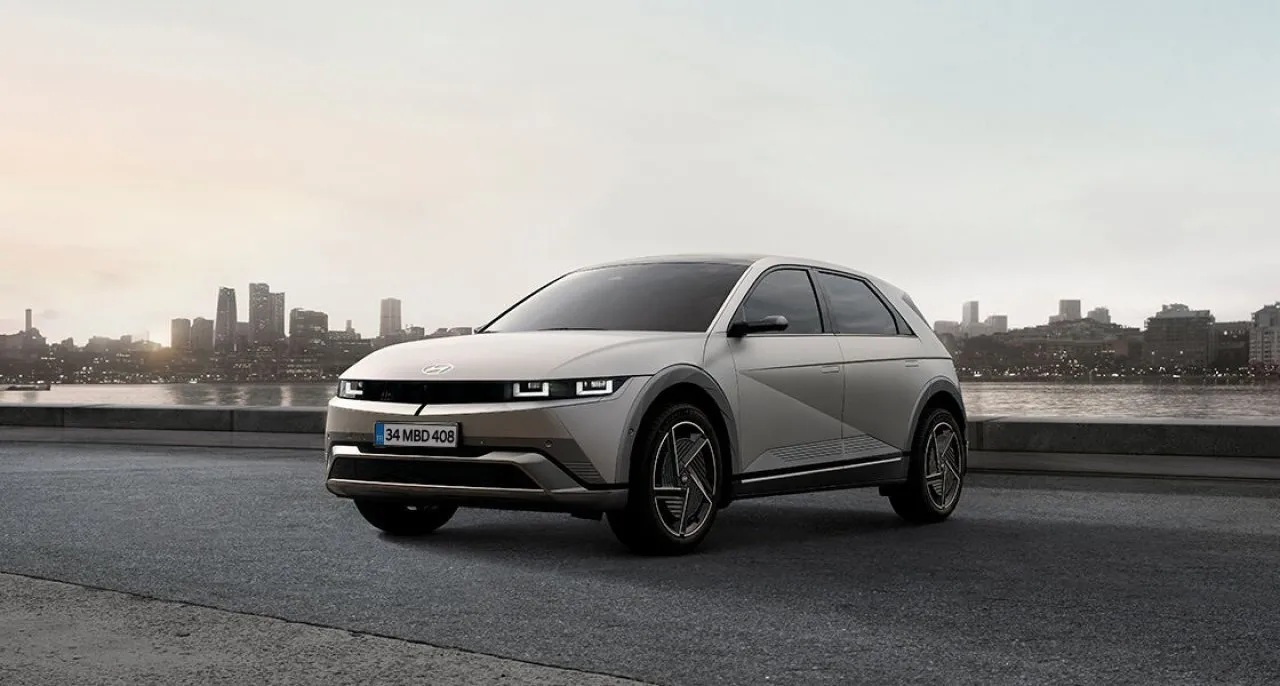 IONIQ 5 Dynamic Vision Roof