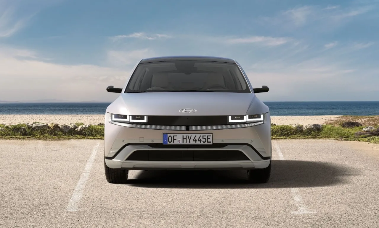 IONIQ 5 Dynamic Vision Roof