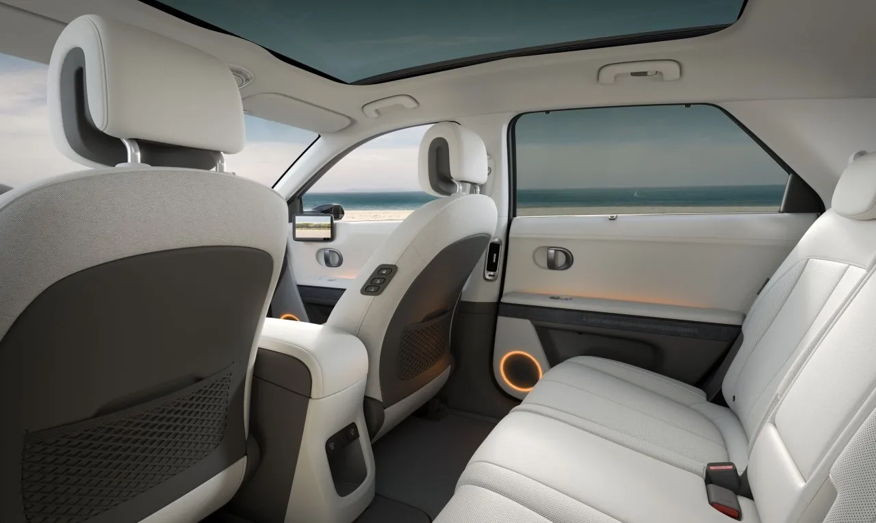 IONIQ 5 Dynamic Vision Roof