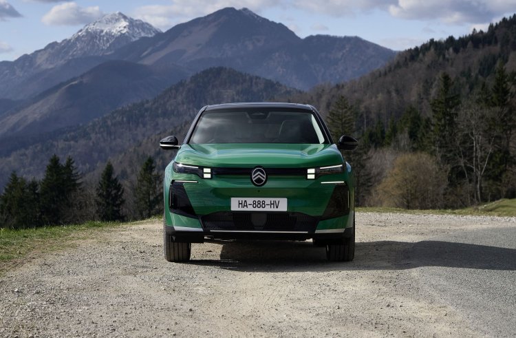 Tesla'dan daha ucuz fiyatıyla Citroen E-C5 resmen satışa çıkıyor!