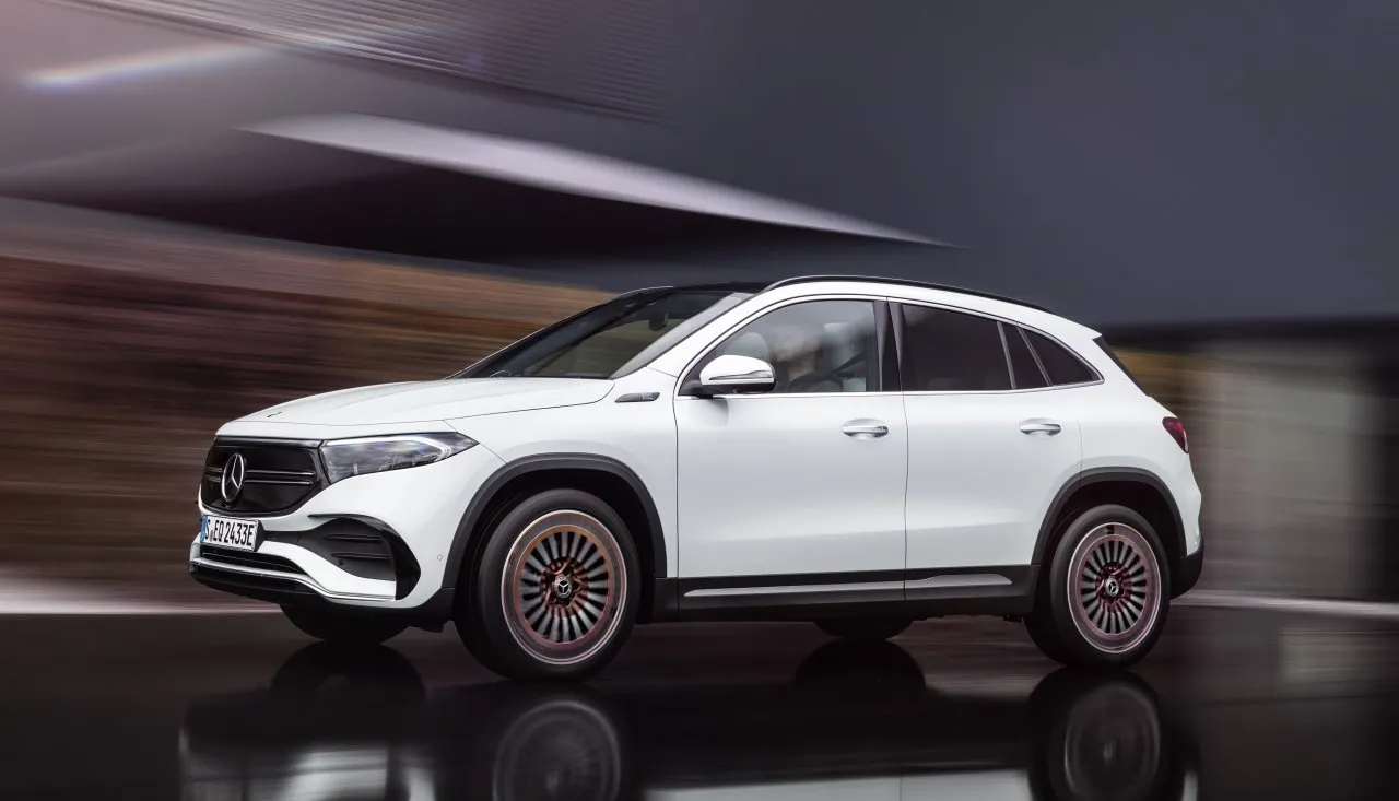 2025 EQA 250+