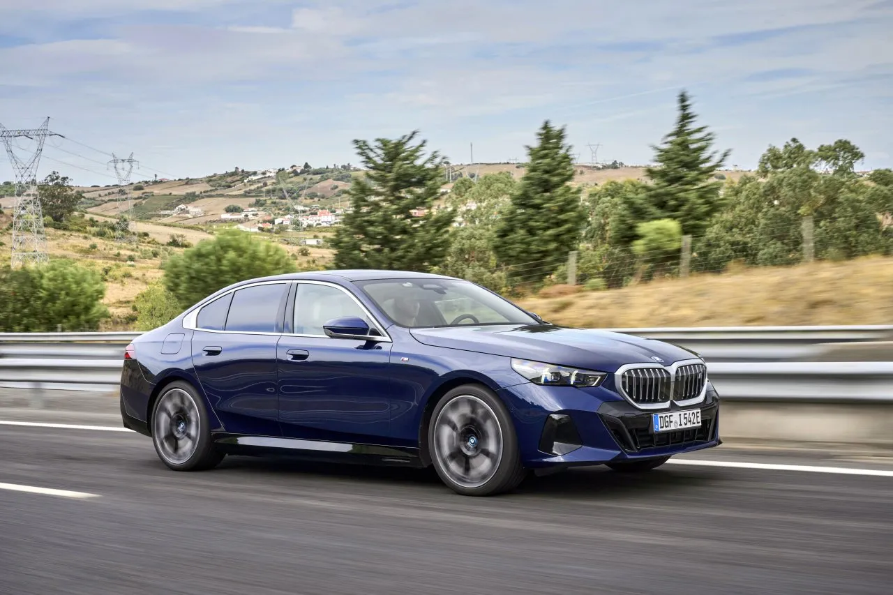 BMW i5 xDrive40 