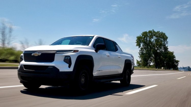 Electric Chevrolet breaks record with a 1,705 km range on a single charge! 