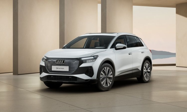 🔋Q4 45 e-tron Features, Price, and Comparisons - Licarco