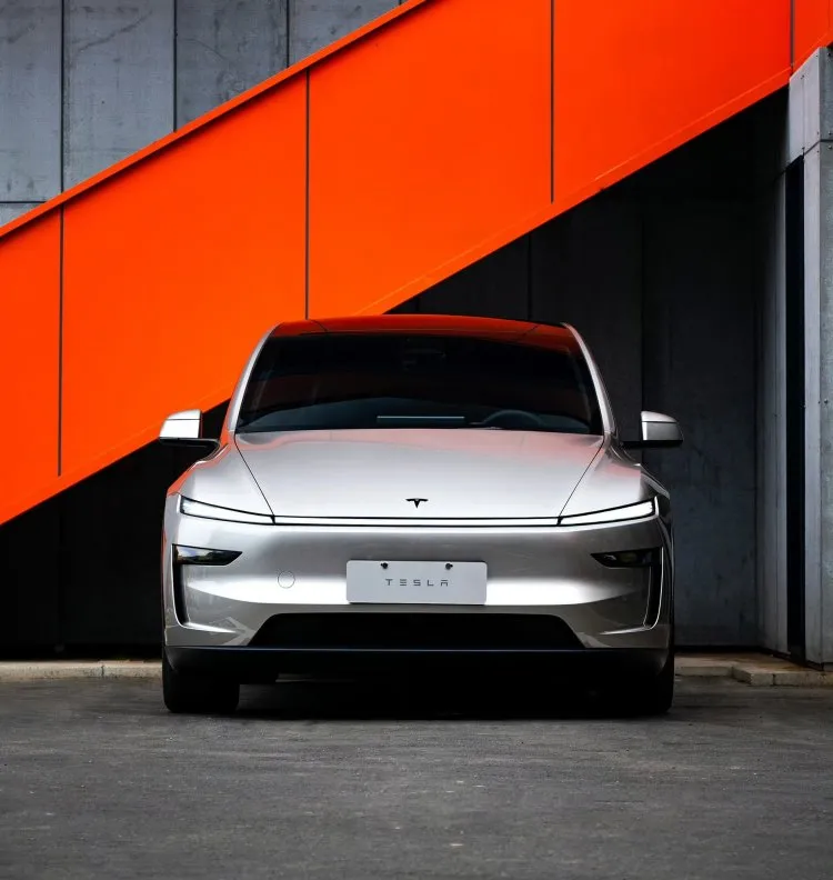 Tesla araçlara DeepSeek geliyor!