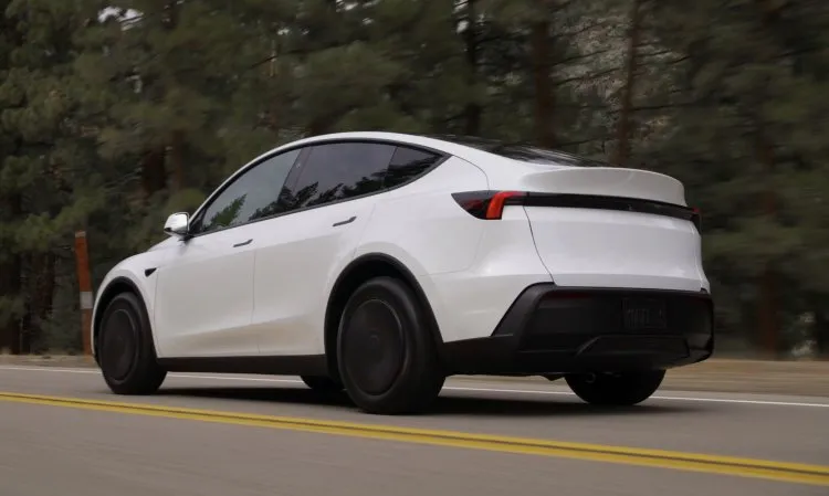 Giriş seviye Tesla Model Y resmen Avrupa'da!