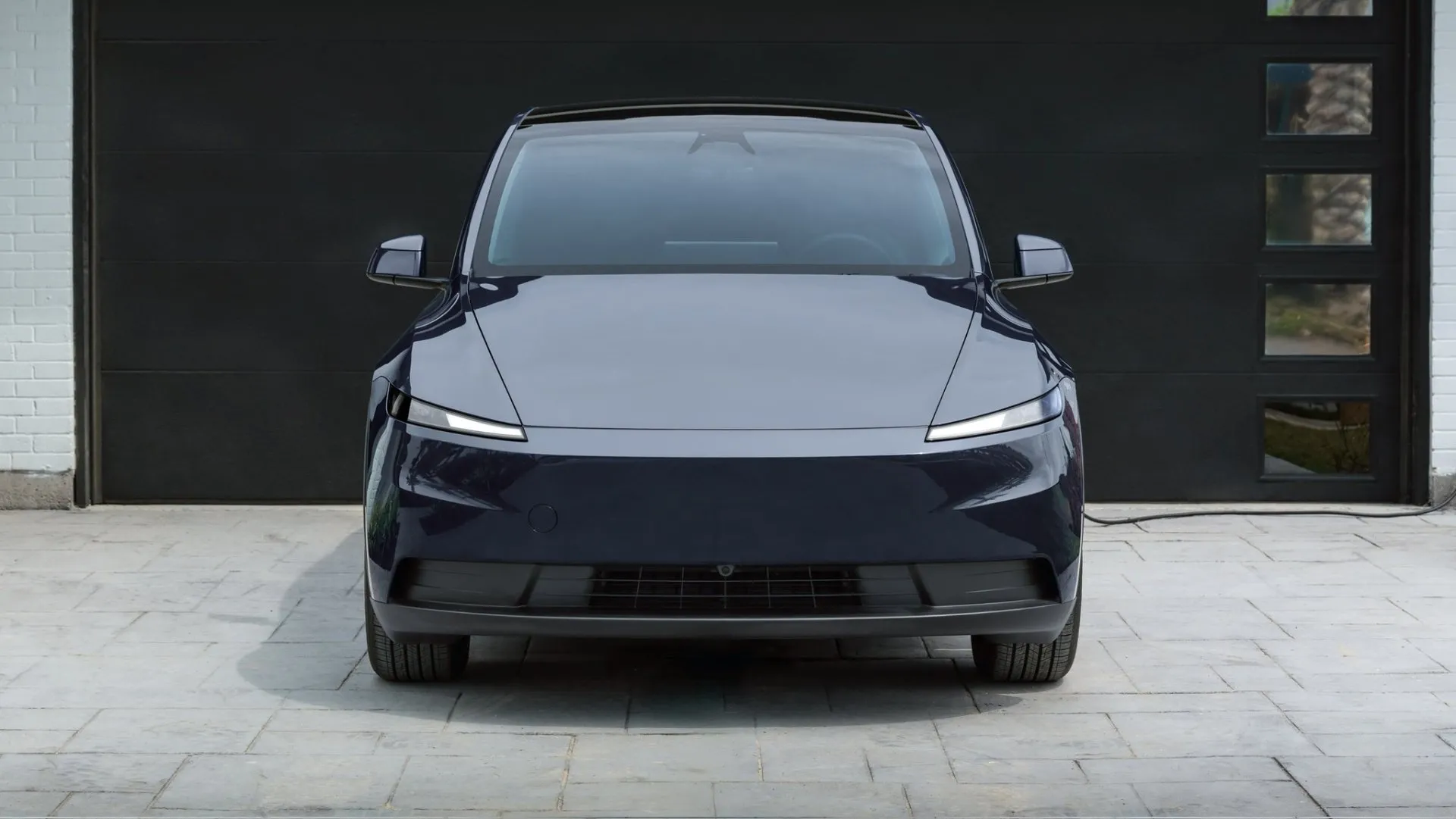 Uygun' fiyatlı Tesla Model Y'nin tepki toplayan özellik listesi.
