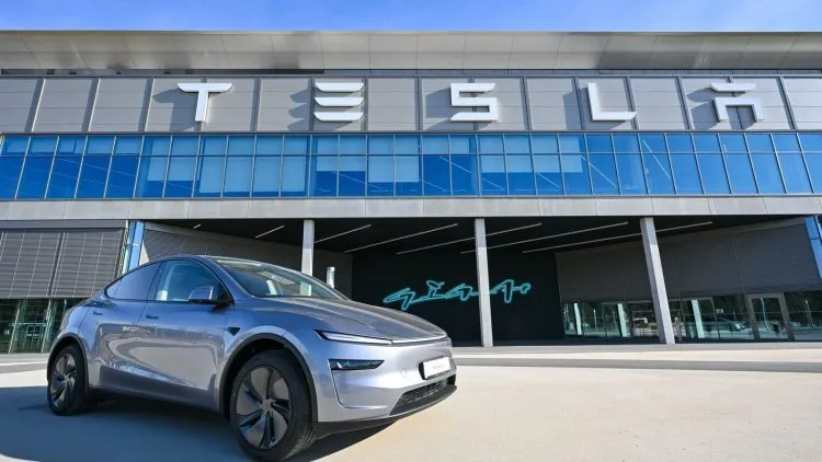 Tesla üretimi artırıyor!